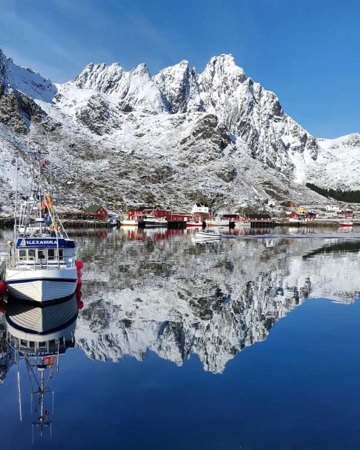 Fish Factory -The Real Lofoten Experience Ballstad Exterior photo